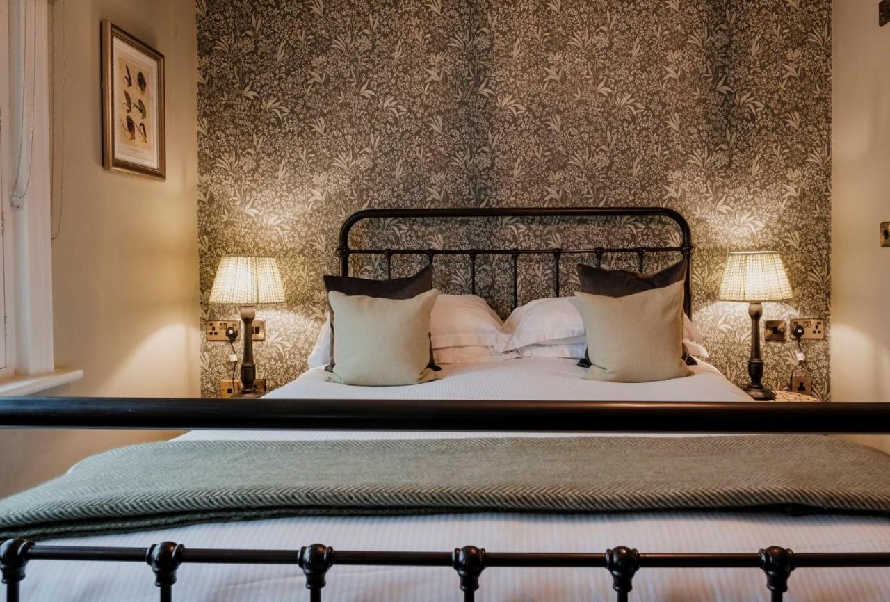 Fisherman'S Haunt Hotel Крайстчърч Екстериор снимка