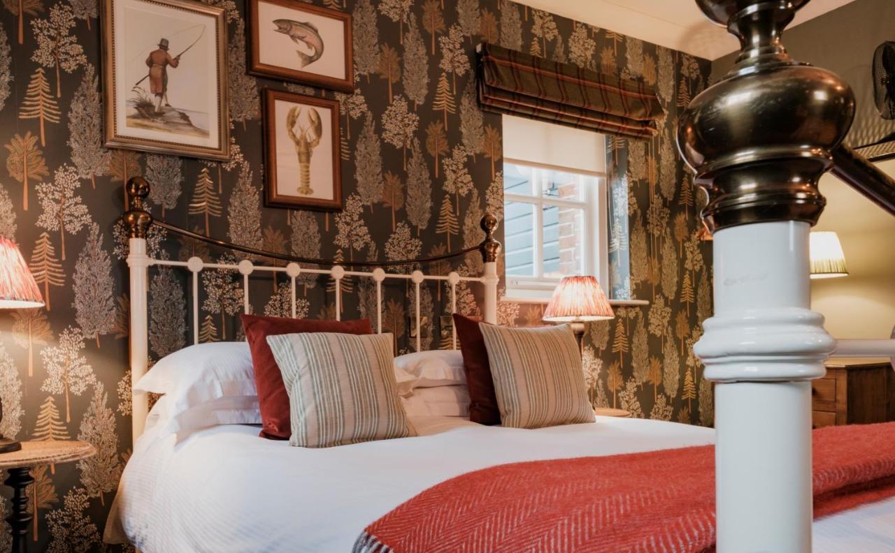 Fisherman'S Haunt Hotel Крайстчърч Екстериор снимка