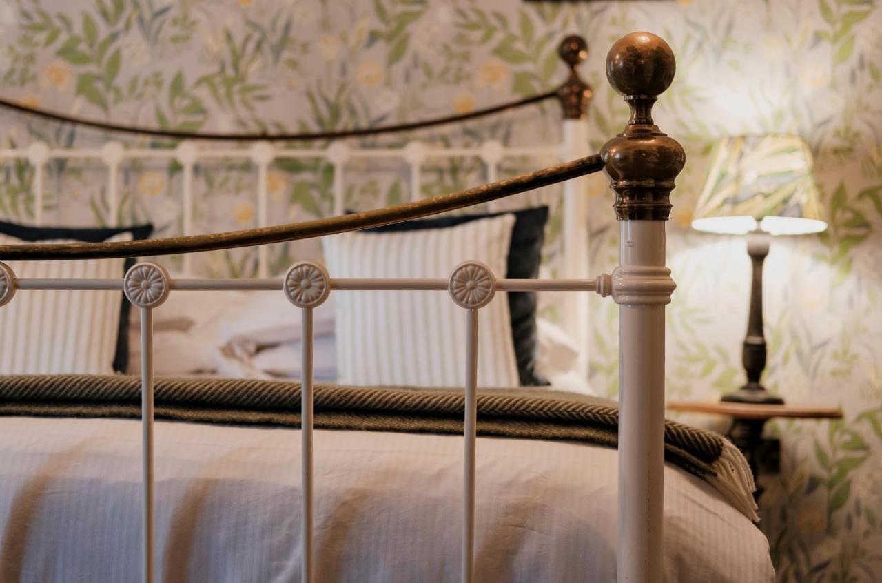 Fisherman'S Haunt Hotel Крайстчърч Екстериор снимка