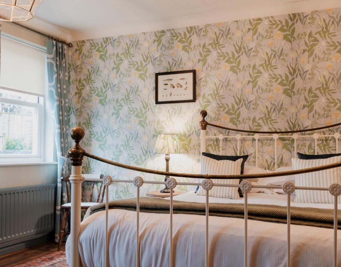 Fisherman'S Haunt Hotel Крайстчърч Екстериор снимка