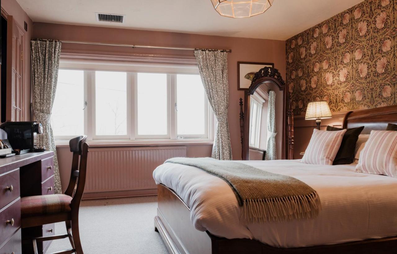 Fisherman'S Haunt Hotel Крайстчърч Екстериор снимка